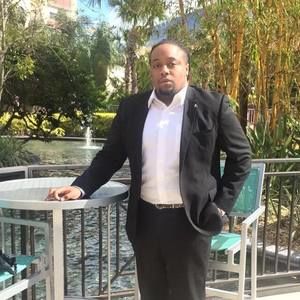 Meet your Posher, Deandrae